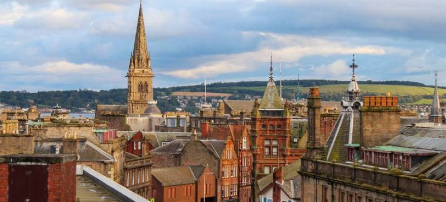 Şotlandiyada təhsil - University of Dundee məzunları dünyanı dəyişir!