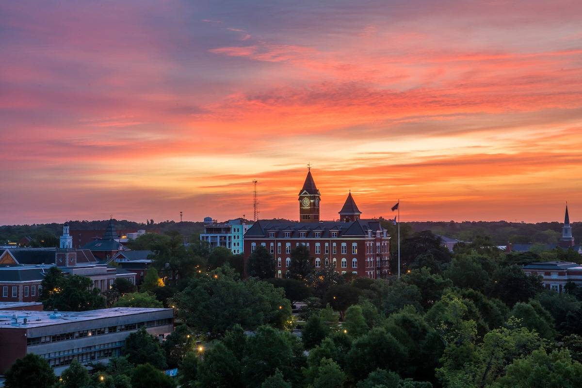 Auburn University - SON MÜRACİƏT TARİXLƏRİ və ATTESTATLA QƏBUL ŞANSI!